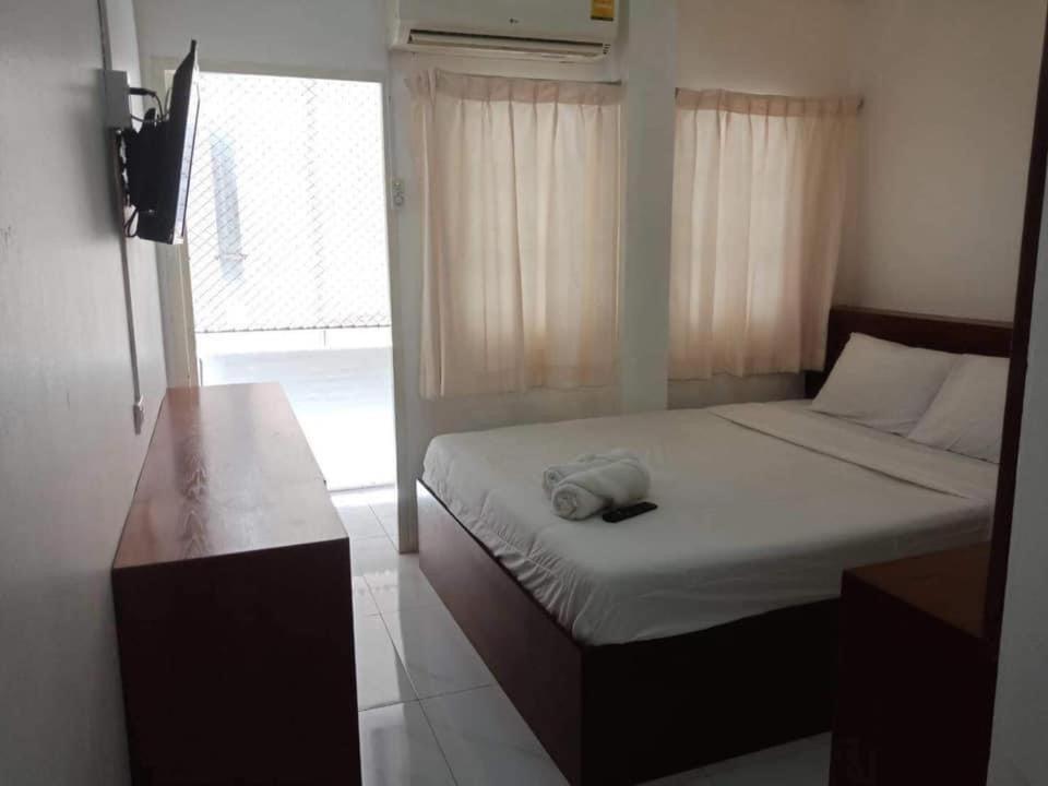 Hotel Big Moose Pattaya Exterior foto